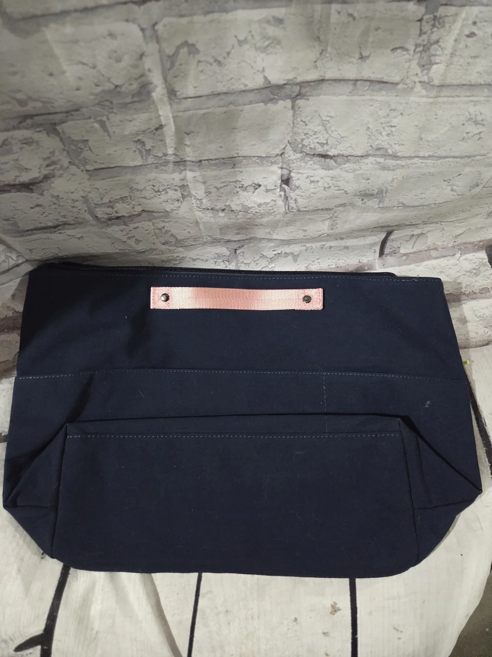 Shouldcat Women’s Navy Canvas Pouch with Pink Trim